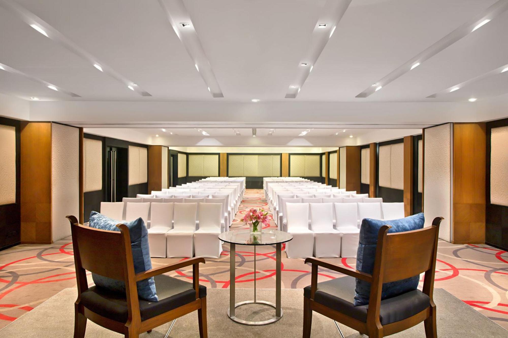 Le Meridien Коччи Экстерьер фото